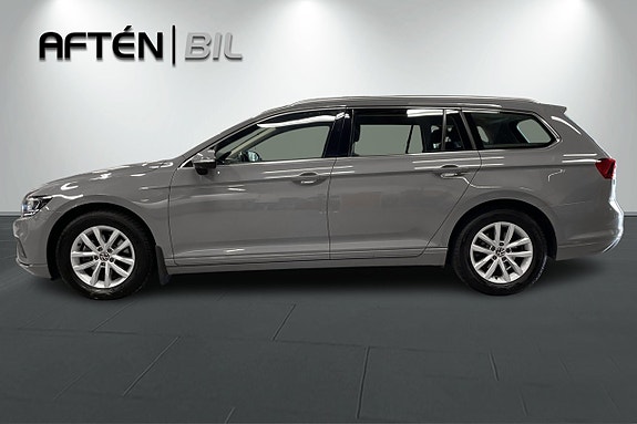 Volkswagen Passat 6 of 25