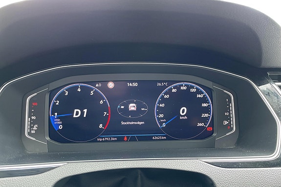 Volkswagen Passat 24 of 25