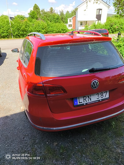 Volkswagen Passat 3 of 5