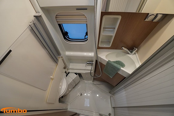 Malibu Van 640 LE comfort GT skyview - Stor kyl - Dieselpanna, 4000kg 14 of 20