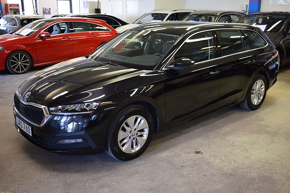 Skoda Octavia 3 of 5