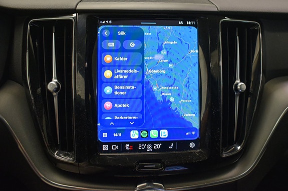 Volvo XC60 15 of 28