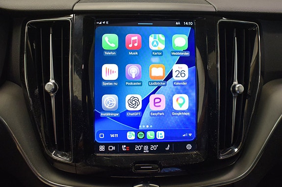 Volvo XC60 14 of 28