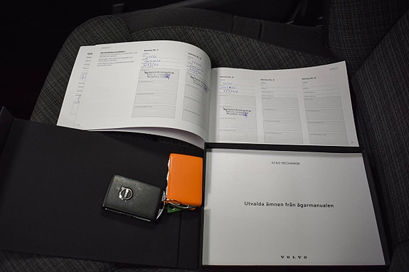 Volvo XC60 20 of 28