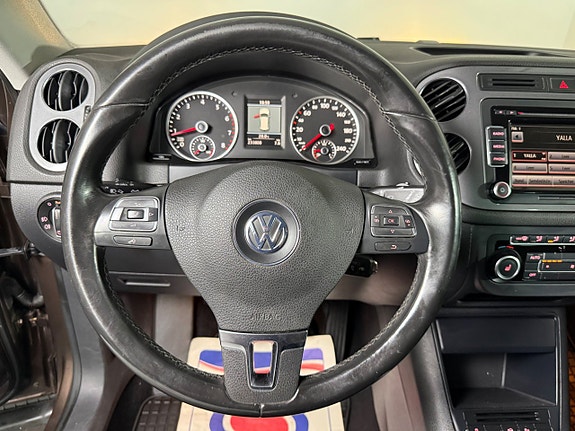 Volkswagen Tiguan 12 of 19