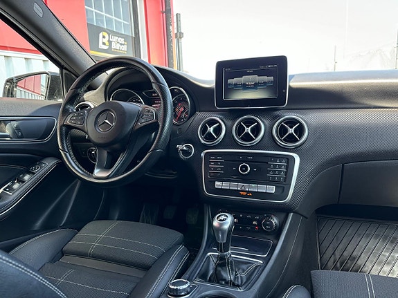 Mercedes-Benz A180 11 of 21