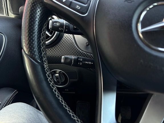 Mercedes-Benz A180 21 of 21