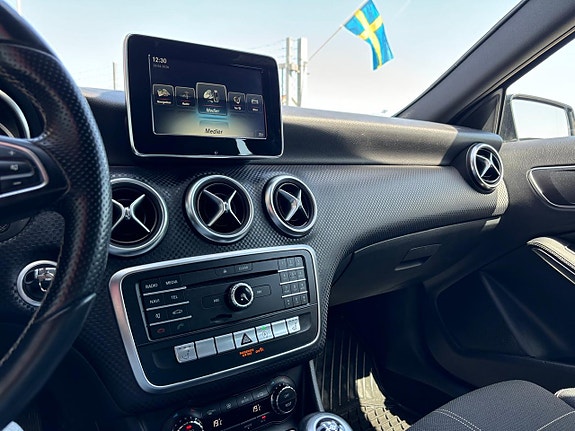 Mercedes-Benz A180 14 of 21