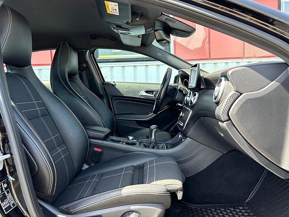 Mercedes-Benz A180 16 of 21