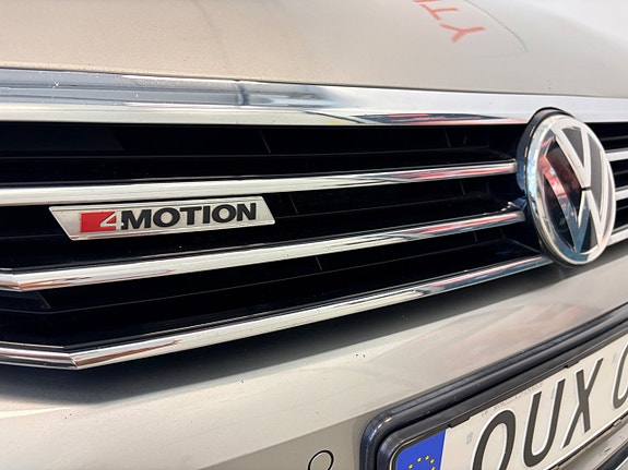 Volkswagen Passat 7 of 30