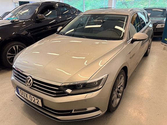 Volkswagen Passat 3 of 5