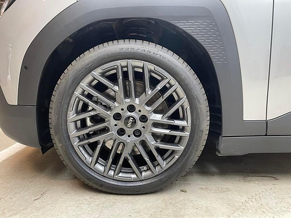 MINI Aceman SE 12 of 15