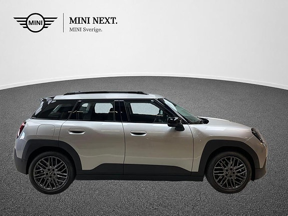 MINI Aceman SE 2 of 15