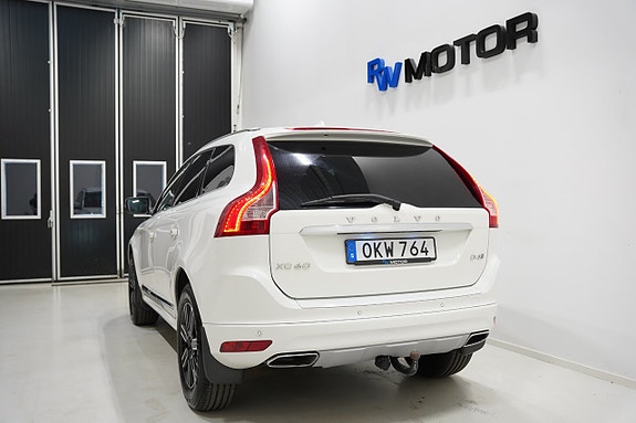 Volvo XC60 4 of 5