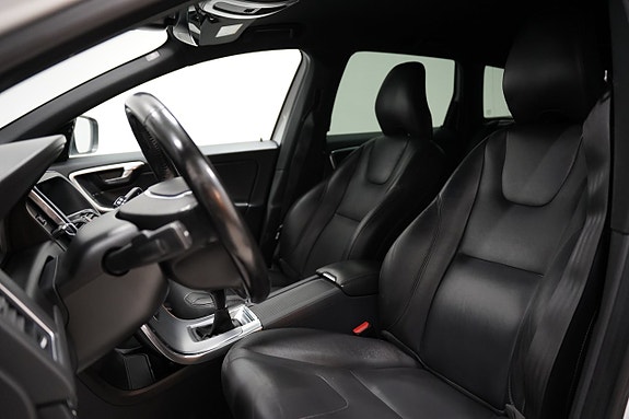 Volvo XC60 7 of 22