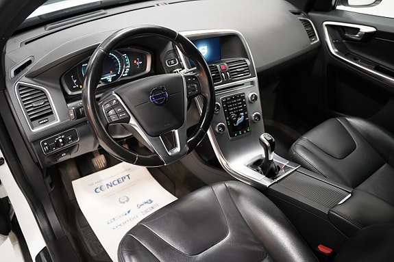 Volvo XC60 6 of 22