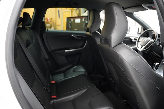 Volvo XC60 21 of 22