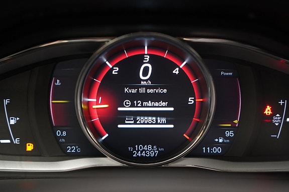 Volvo XC60 17 of 22