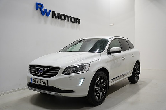 Volvo XC60 2 of 5