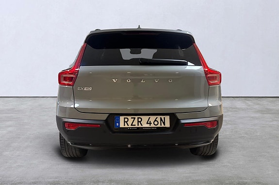 Volvo EX40 5 of 5