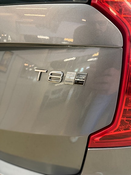 Volvo XC90 8 of 27