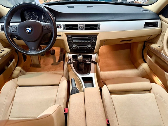 BMW 318d 8 of 12