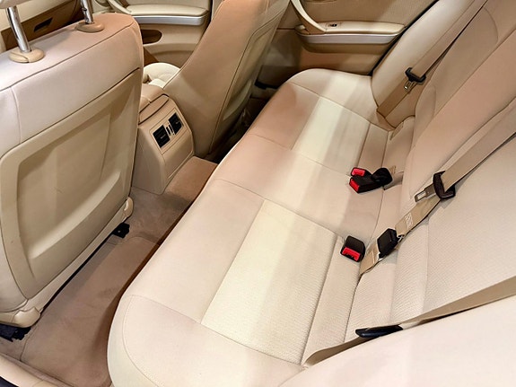BMW 318d 11 of 12