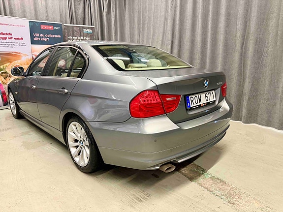 BMW 318d 3 of 5