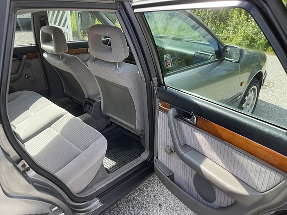 Audi 100 16 of 19
