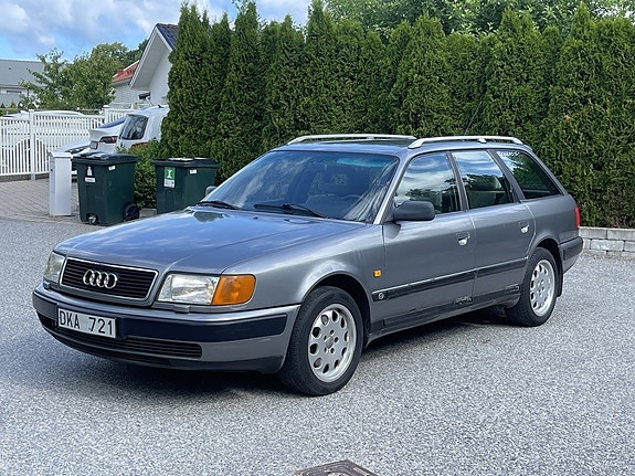 Audi 100 2 of 5