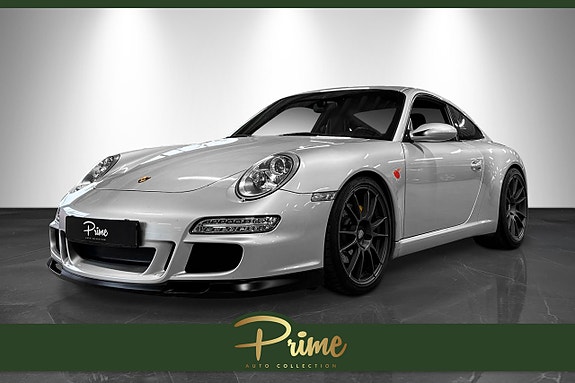 Porsche 911 Carrera 3 of 5
