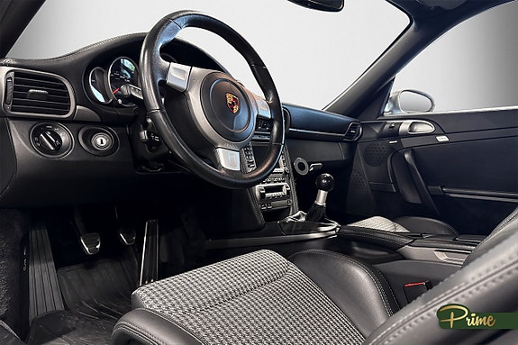 Porsche 911 Carrera 22 of 29