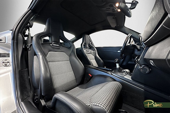 Porsche 911 Carrera 19 of 29