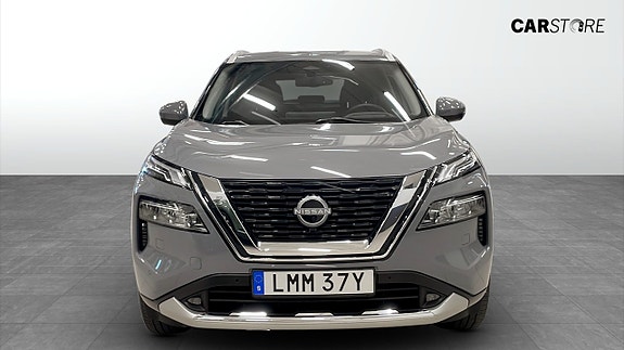 Nissan X-Trail 8 of 17