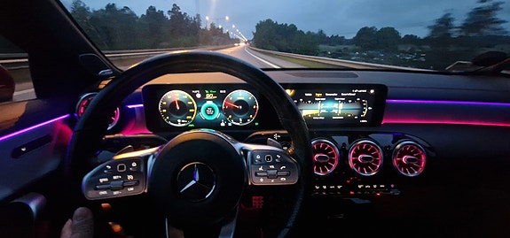 Mercedes-Benz CLA180 d 20 of 25