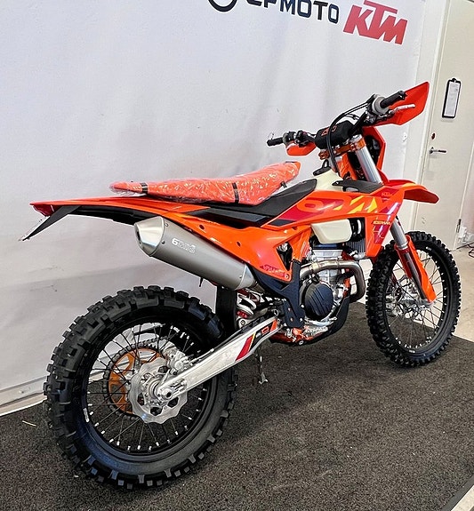 KTM 250 EXC-F Six Days "Endast 4h " 3 of 5
