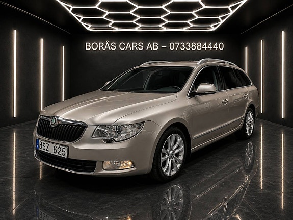 Skoda Superb 3 of 5