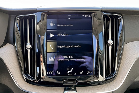 Volvo XC60 12 of 18