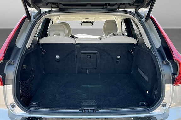Volvo XC60 18 of 18