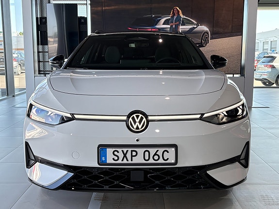 Volkswagen ID.7 6 of 30