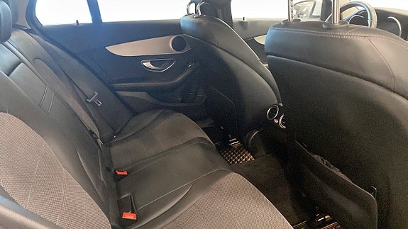 Mercedes-Benz C200 d 5 of 5