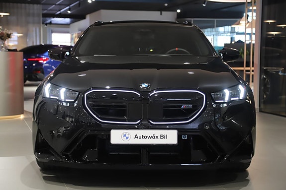 BMW M5 6 of 16