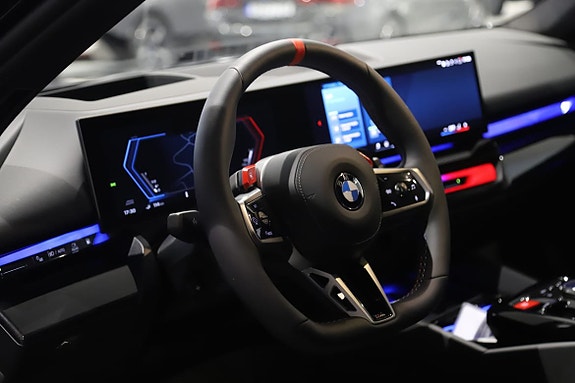 BMW M5 15 of 16
