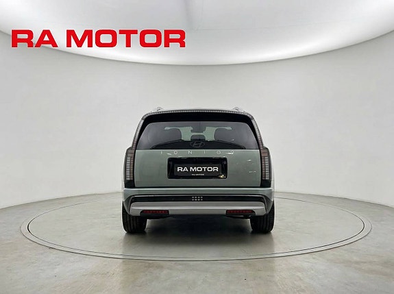 Hyundai Ioniq 9 5 of 18