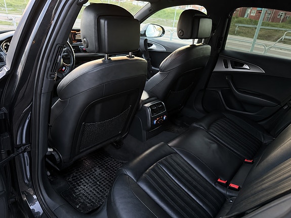 Audi A6 4 of 5