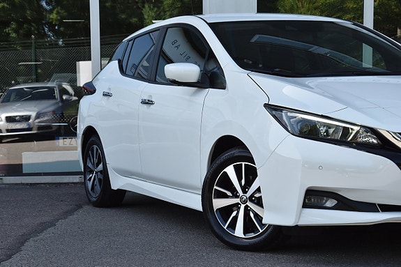 Nissan Leaf 5 of 5