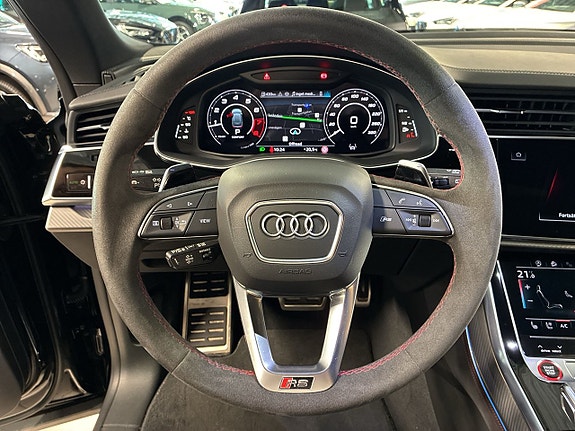 Audi RS Q8 15 of 30