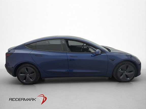 Tesla Model 3 8 of 30