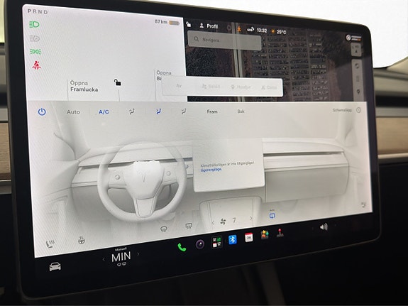 Tesla Model 3 21 of 30