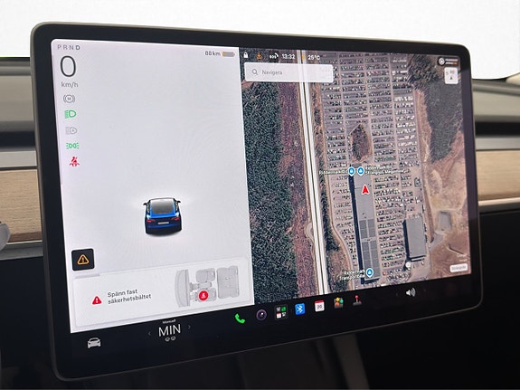 Tesla Model 3 14 of 30